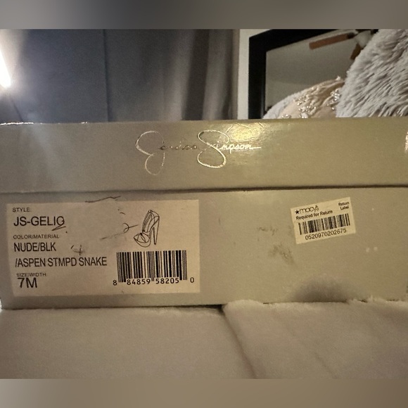 Jessica Simpson Gelio Ivory Leather Snakeskin & Black Platform Heels, 7M - Picture 10 of 10